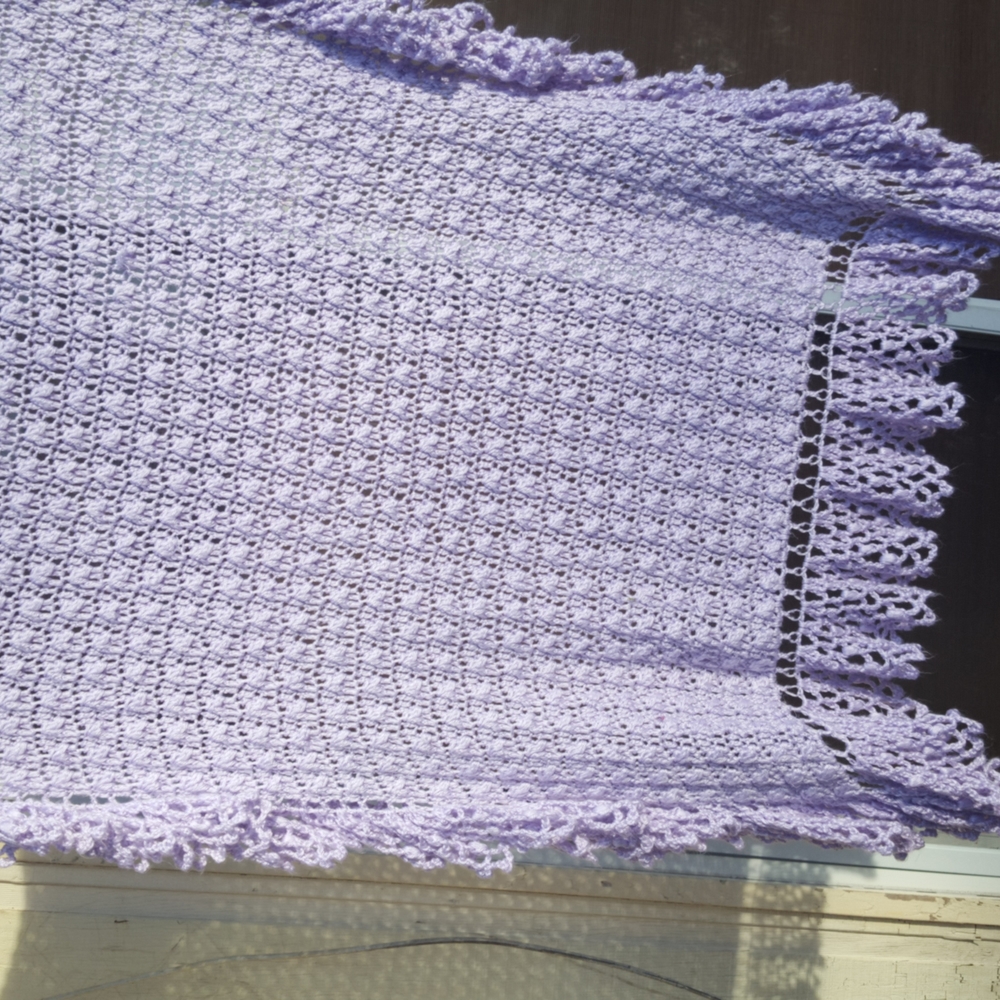 Crochet throw - Picture 5 of 7